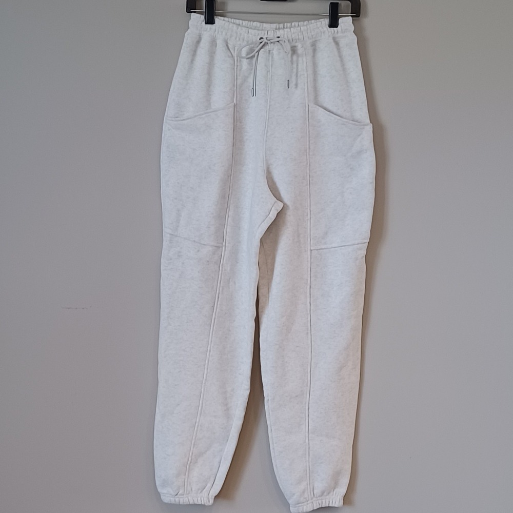 Cozi Sweatpants Pockets Elastic Waist NWT Womans Sz Small White Gray Retail $45